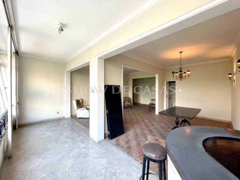 Apartamento à venda com 3 quartos, 210m² - Foto 12