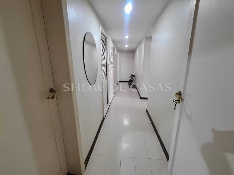 Apartamento à venda com 3 quartos, 180m² - Foto 12