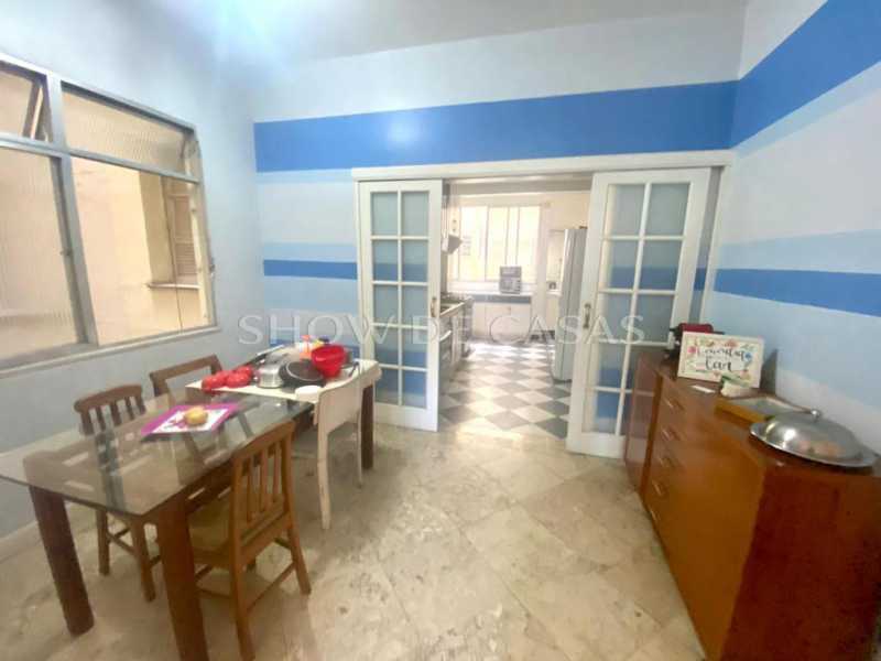 Apartamento à venda com 4 quartos, 270m² - Foto 17