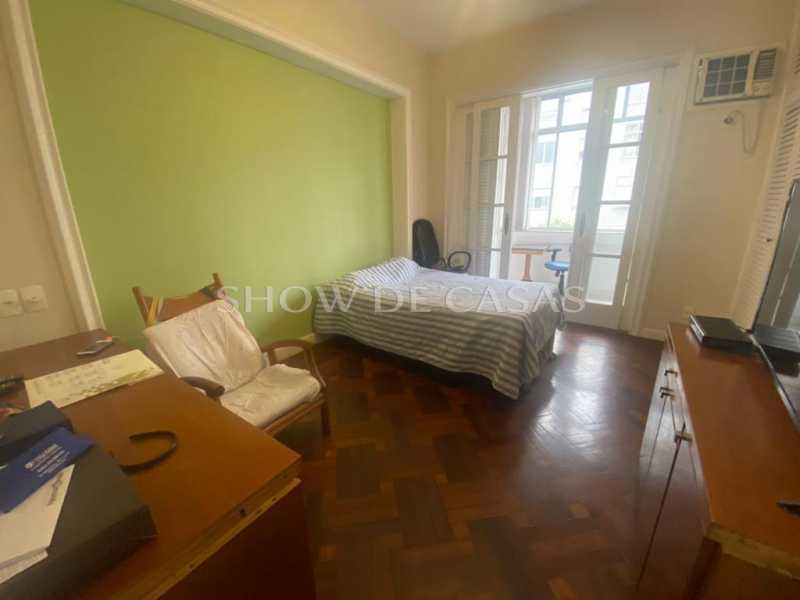 Apartamento à venda com 4 quartos, 270m² - Foto 13