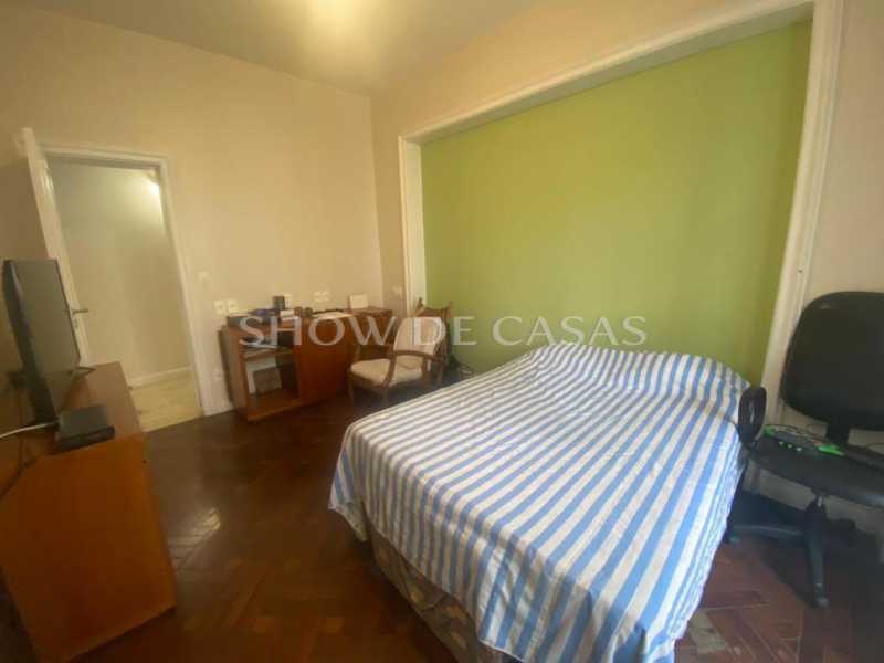 Apartamento à venda com 4 quartos, 270m² - Foto 14