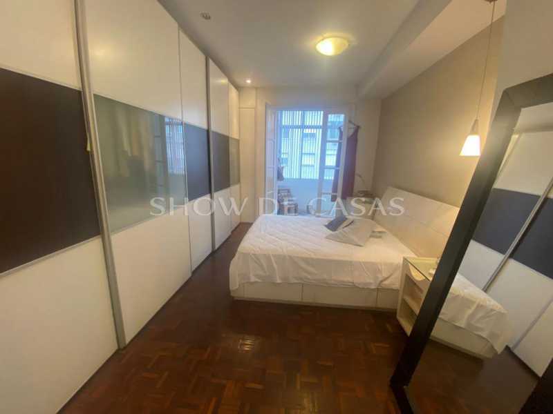 Apartamento à venda com 4 quartos, 270m² - Foto 11