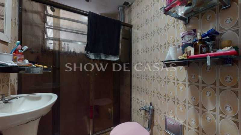 Apartamento à venda com 2 quartos, 70m² - Foto 9