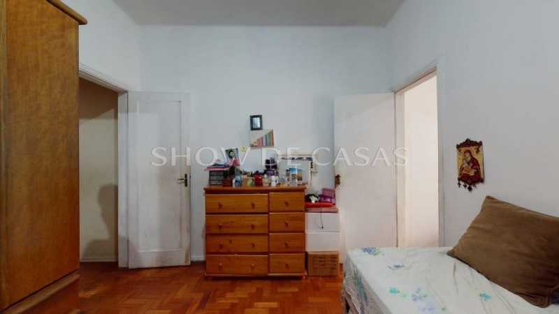 Apartamento à venda com 2 quartos, 70m² - Foto 4