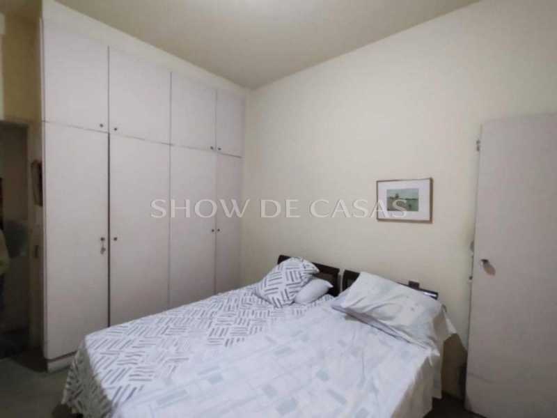 Apartamento à venda com 3 quartos, 212m² - Foto 6