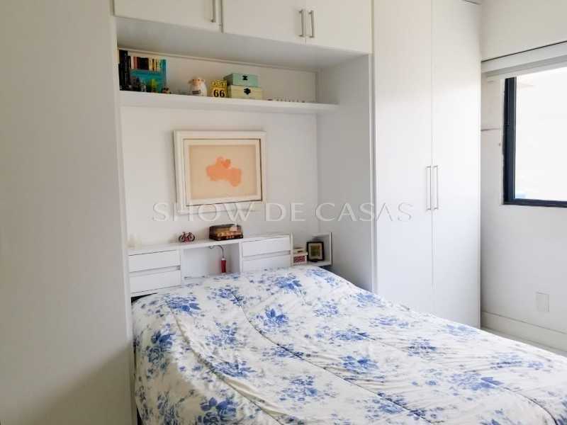 Apartamento à venda com 2 quartos, 72m² - Foto 9