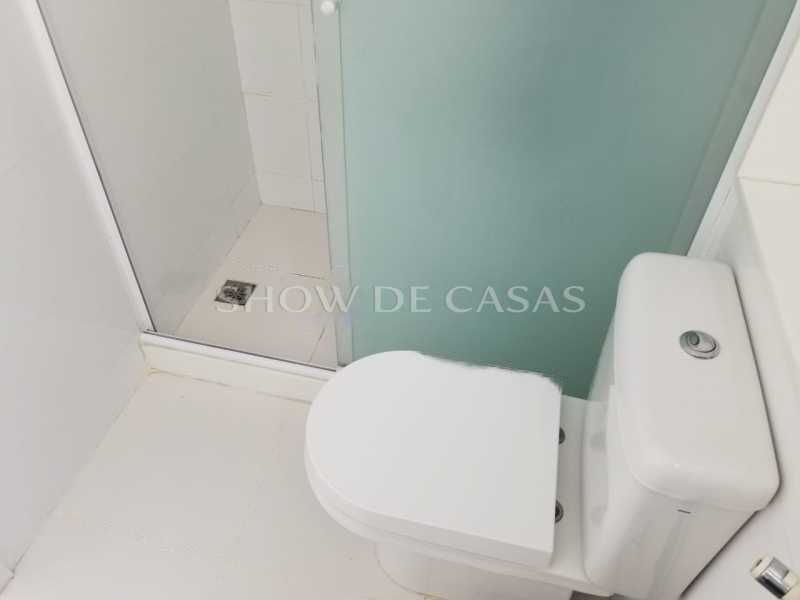 Apartamento à venda com 2 quartos, 72m² - Foto 24