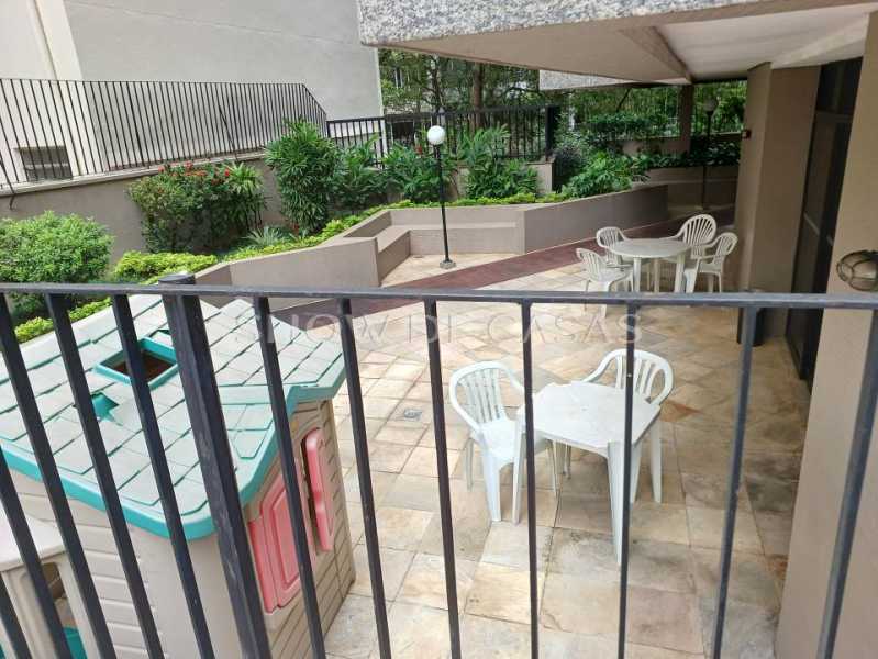 Apartamento à venda com 2 quartos, 85m² - Foto 18