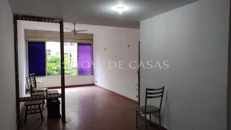 Apartamento à venda com 3 quartos, 100m² - Foto 2