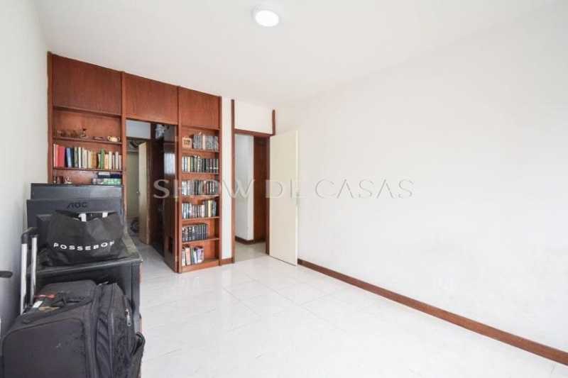 Apartamento à venda com 4 quartos, 154m² - Foto 8