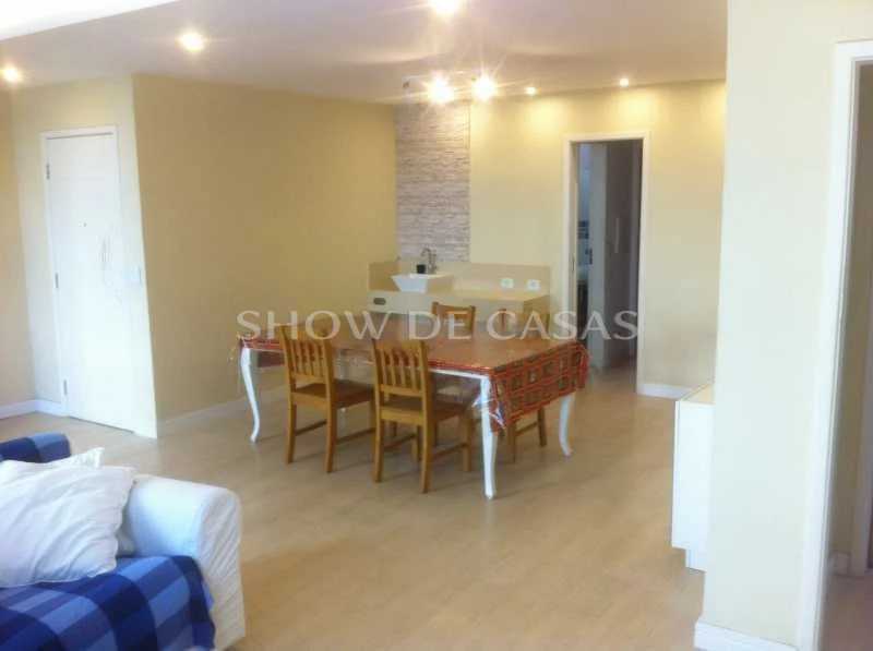 Apartamento à venda com 4 quartos, 120m² - Foto 2