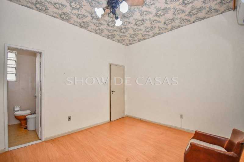 Apartamento à venda com 4 quartos, 180m² - Foto 3