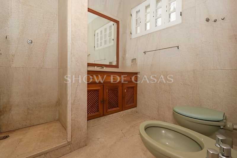 Casa à venda com 4 quartos, 280m² - Foto 17