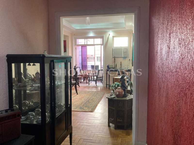 Apartamento à venda com 3 quartos, 148m² - Foto 4