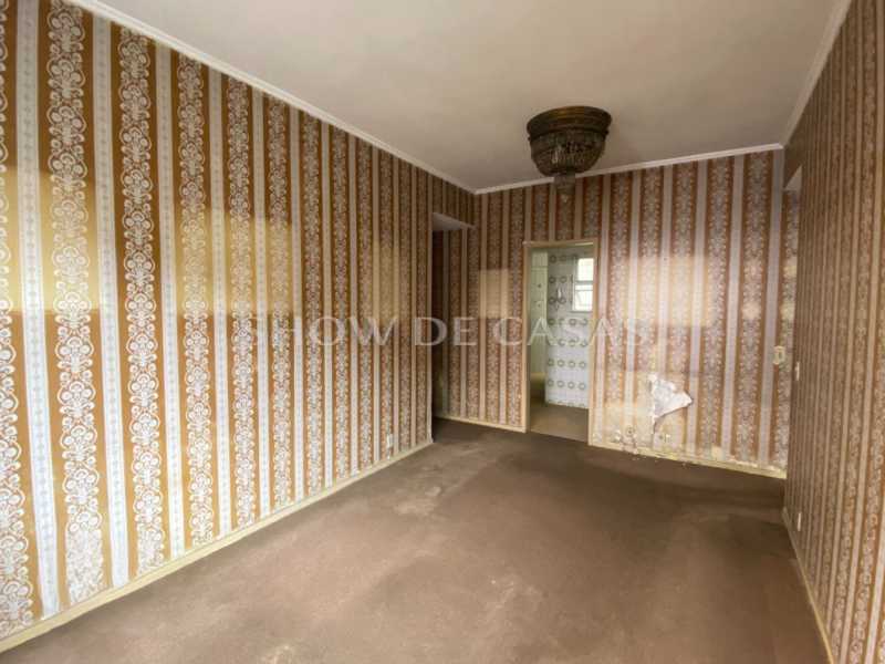 Apartamento à venda com 2 quartos, 76m² - Foto 2