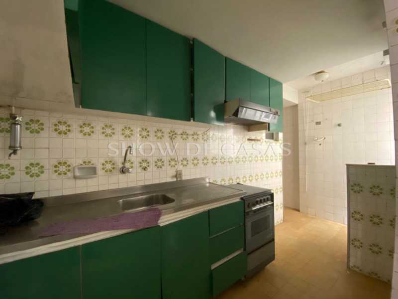 Apartamento à venda com 2 quartos, 76m² - Foto 11