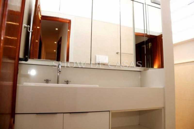 Apartamento à venda com 3 quartos, 140m² - Foto 14