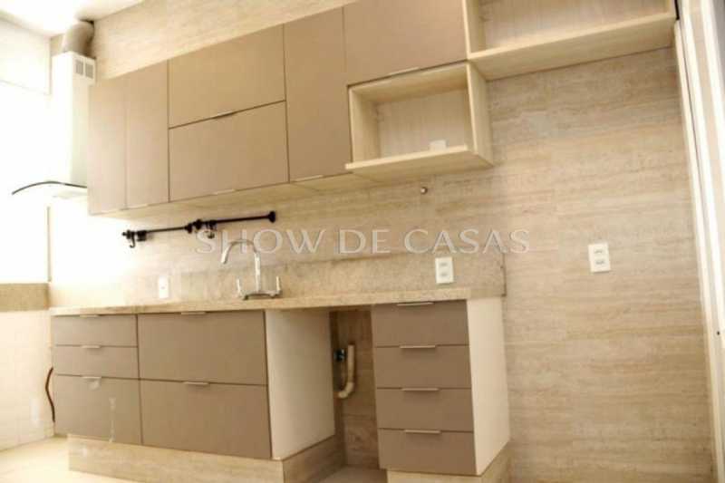 Apartamento à venda com 3 quartos, 140m² - Foto 12