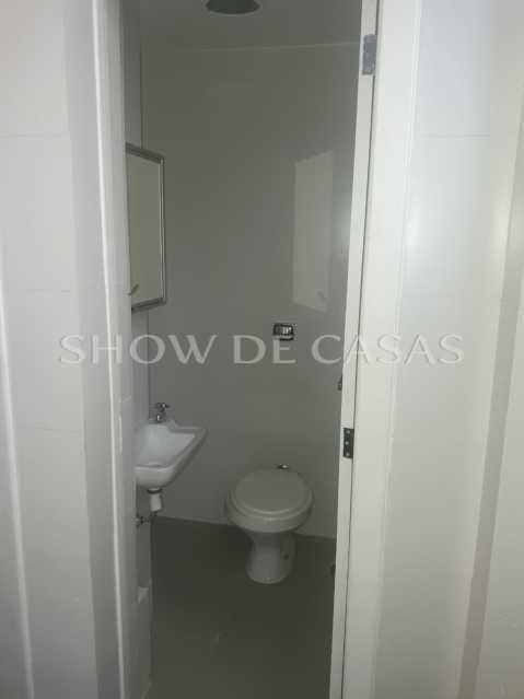 Apartamento à venda com 3 quartos, 140m² - Foto 19