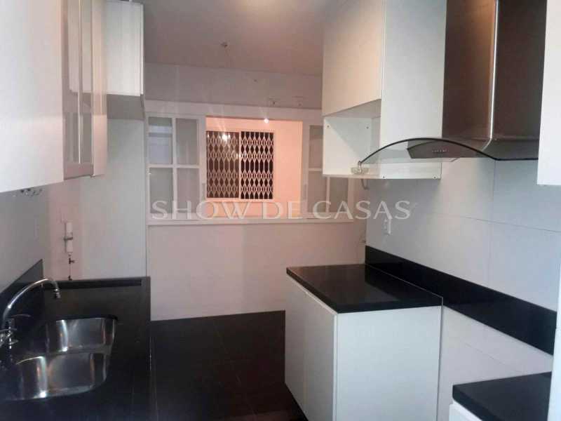 Apartamento à venda com 3 quartos, 140m² - Foto 13