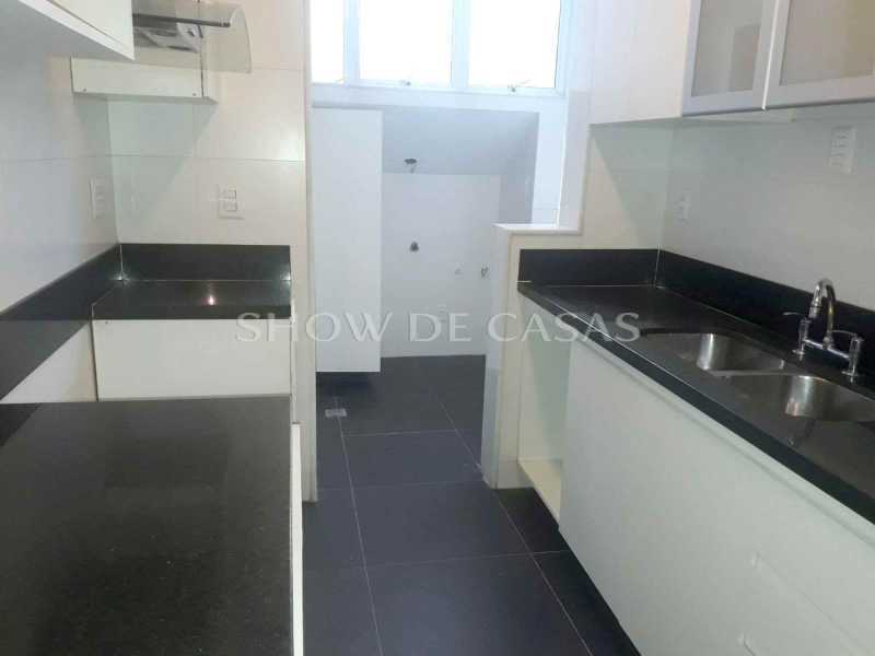 Apartamento à venda com 3 quartos, 140m² - Foto 12