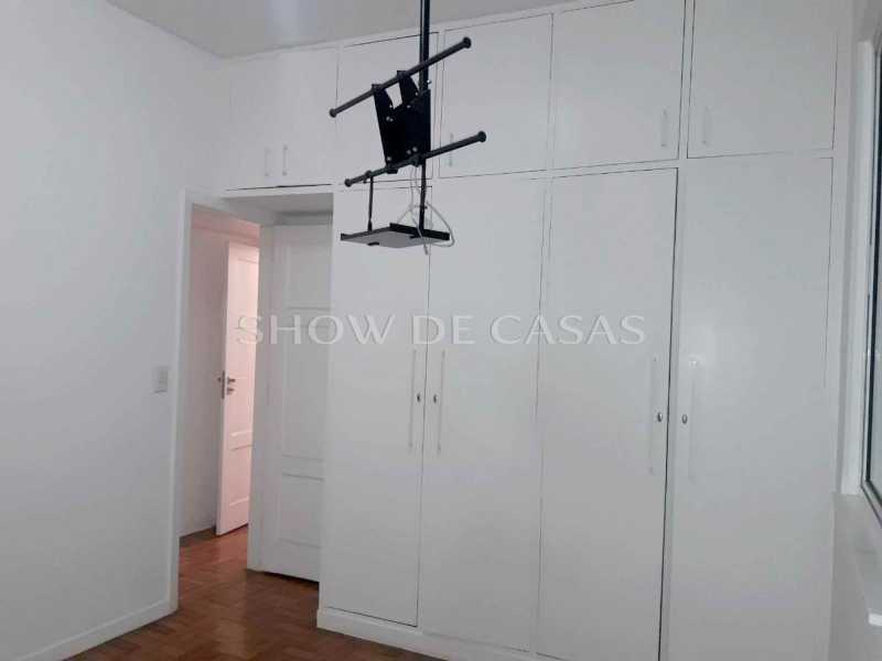 Apartamento à venda com 3 quartos, 140m² - Foto 9