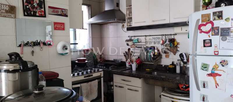 Apartamento à venda com 4 quartos, 150m² - Foto 26