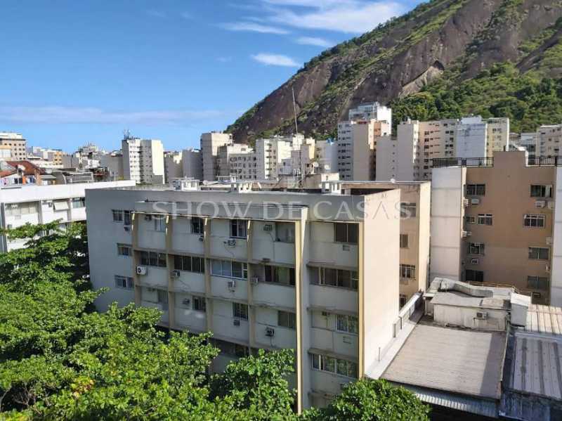 Apartamento à venda com 3 quartos, 173m² - Foto 1