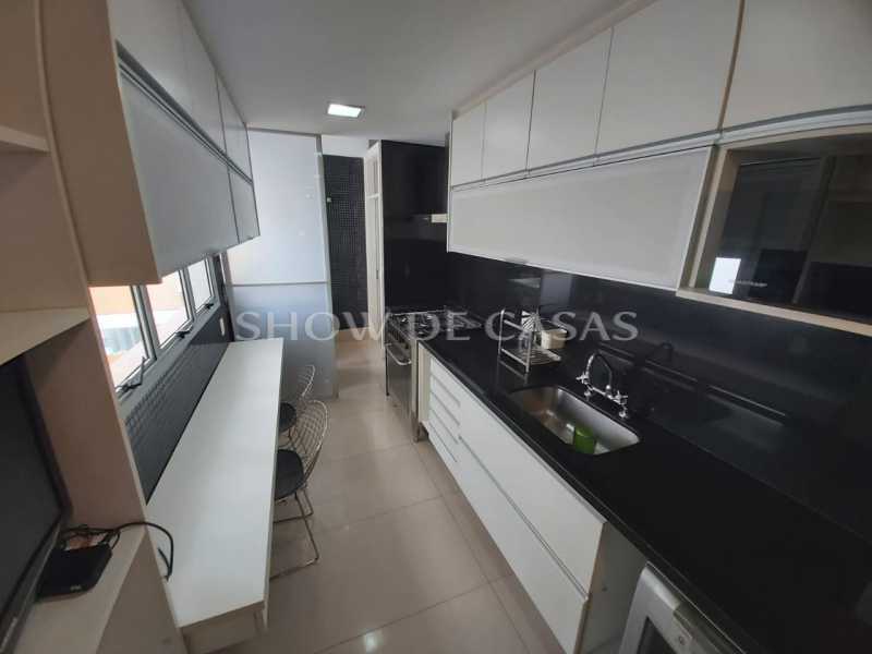 Apartamento à venda com 2 quartos, 125m² - Foto 18