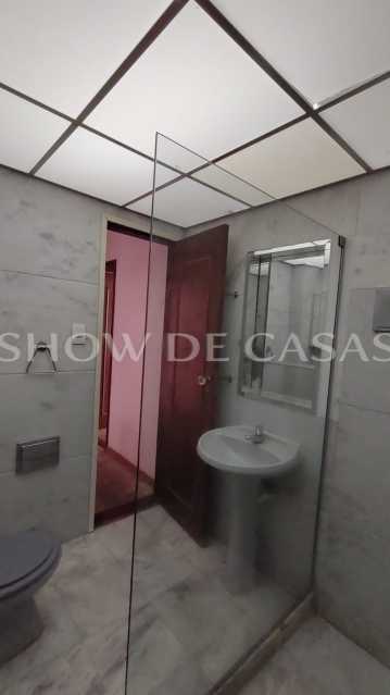 Apartamento à venda com 3 quartos, 198m² - Foto 19