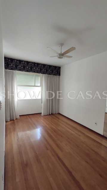 Apartamento à venda com 3 quartos, 198m² - Foto 6