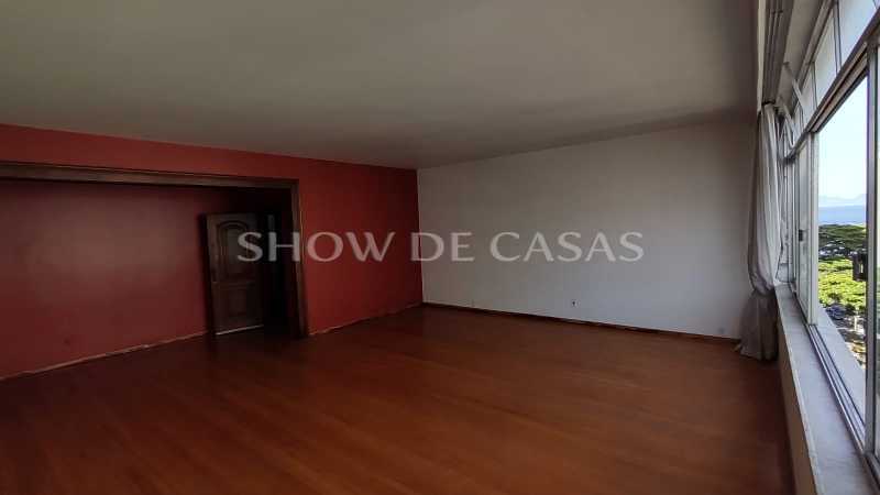 Apartamento à venda com 3 quartos, 198m² - Foto 3