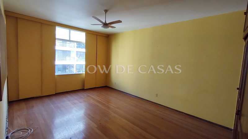 Apartamento à venda com 3 quartos, 198m² - Foto 10