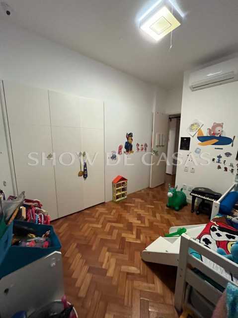 Apartamento à venda com 3 quartos, 135m² - Foto 14