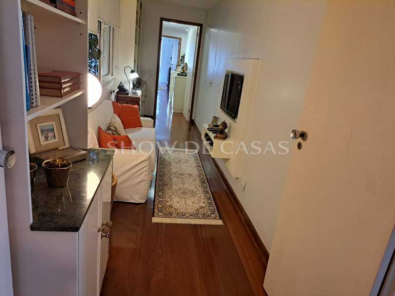 Apartamento à venda com 4 quartos, 300m² - Foto 12