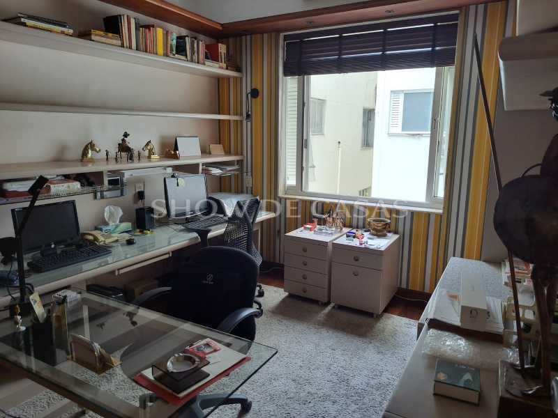 Apartamento à venda com 4 quartos, 300m² - Foto 18