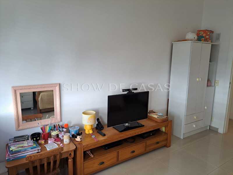 Apartamento à venda com 3 quartos, 115m² - Foto 17