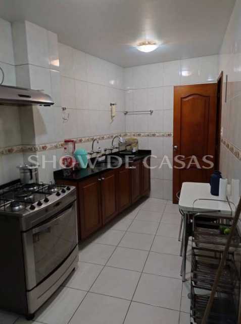 Apartamento à venda com 2 quartos, 110m² - Foto 13