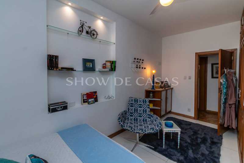 Apartamento à venda com 4 quartos, 200m² - Foto 14