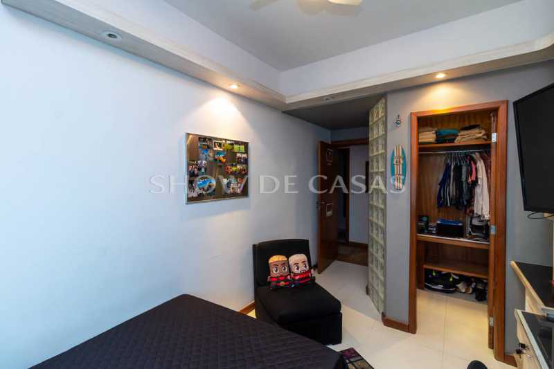 Apartamento à venda com 4 quartos, 200m² - Foto 11