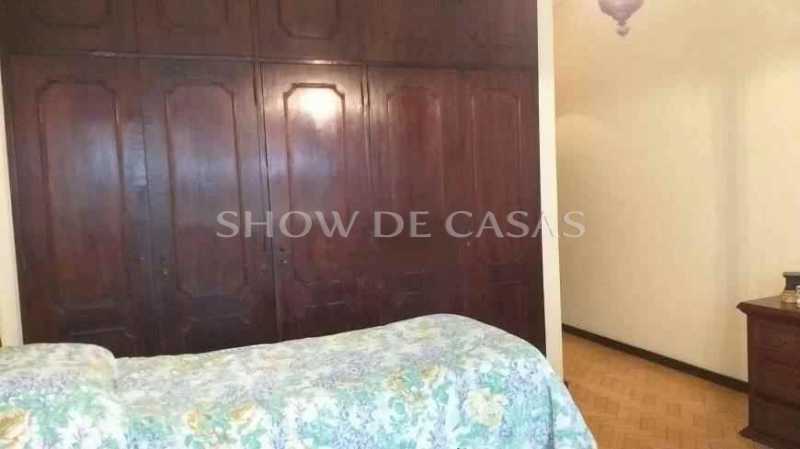 Apartamento à venda com 3 quartos, 162m² - Foto 7