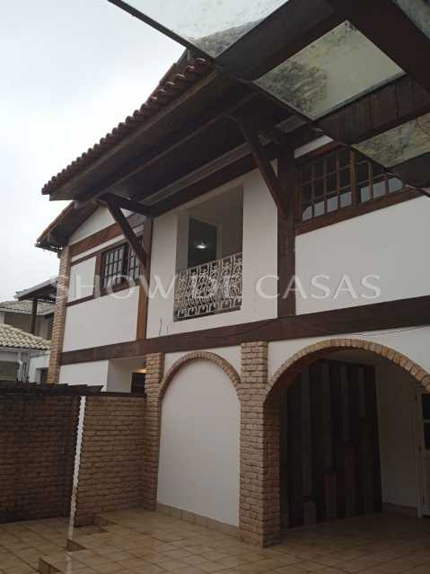 Casa de Condomínio à venda com 4 quartos, 322m² - Foto 3