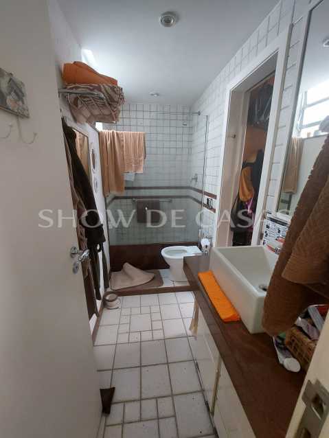 Apartamento à venda com 2 quartos, 104m² - Foto 13