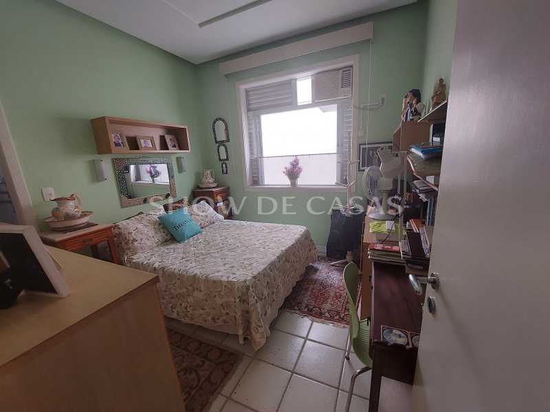 Apartamento à venda com 2 quartos, 104m² - Foto 7