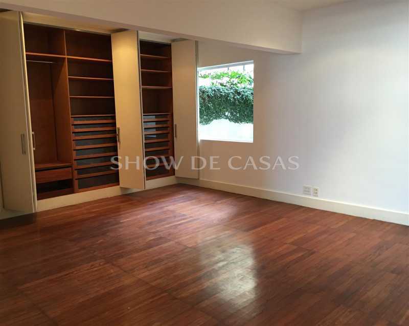 Apartamento à venda com 3 quartos, 200m² - Foto 6