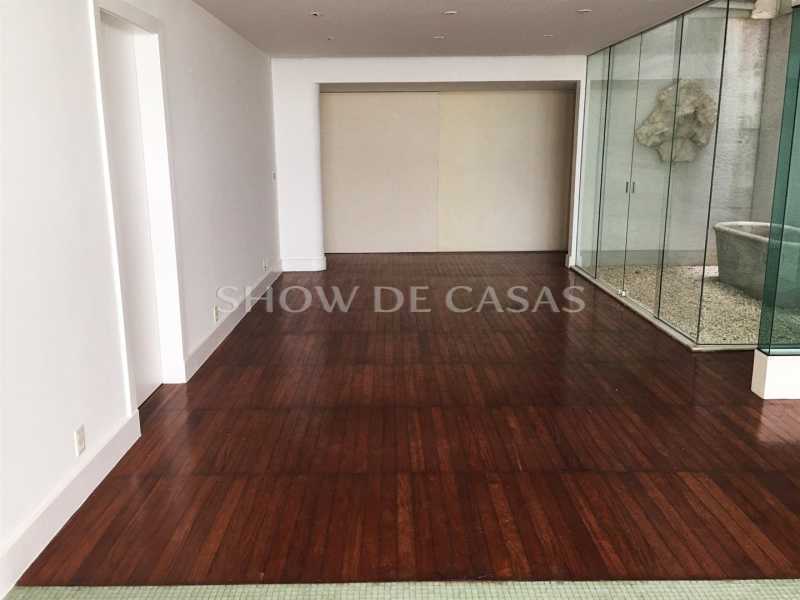 Apartamento à venda com 3 quartos, 200m² - Foto 14