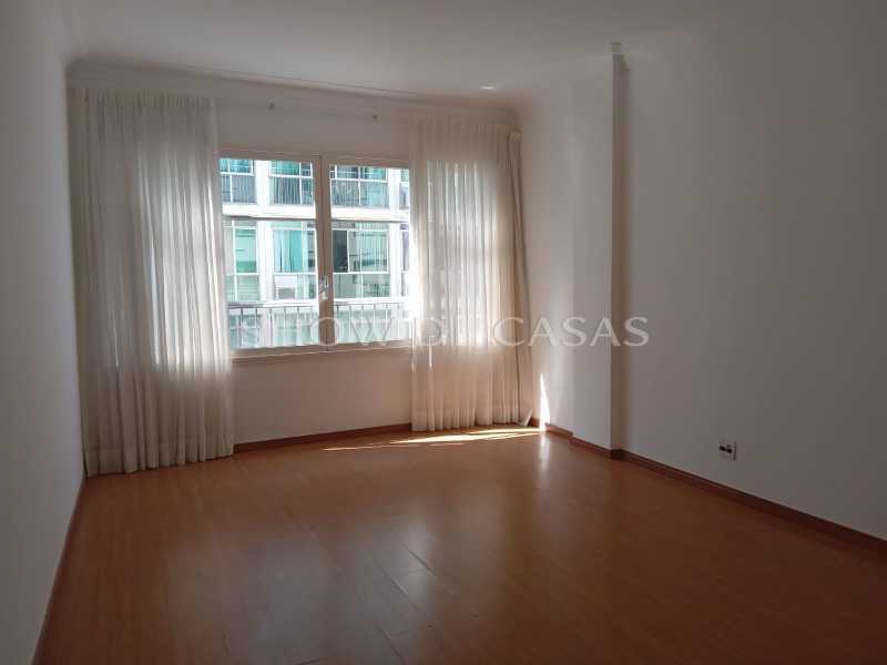 Apartamento à venda com 3 quartos, 150m² - Foto 18