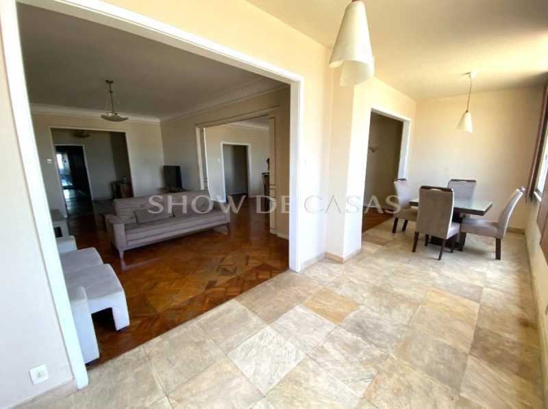 Apartamento à venda com 4 quartos, 260m² - Foto 4