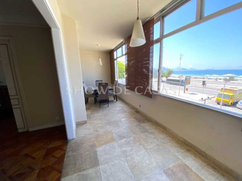 Apartamento à venda com 4 quartos, 260m² - Foto 2