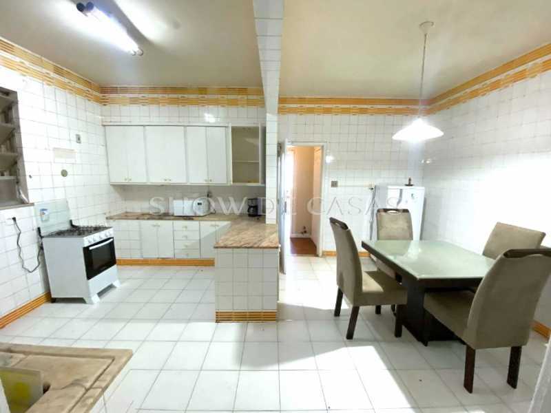 Apartamento à venda com 4 quartos, 260m² - Foto 23